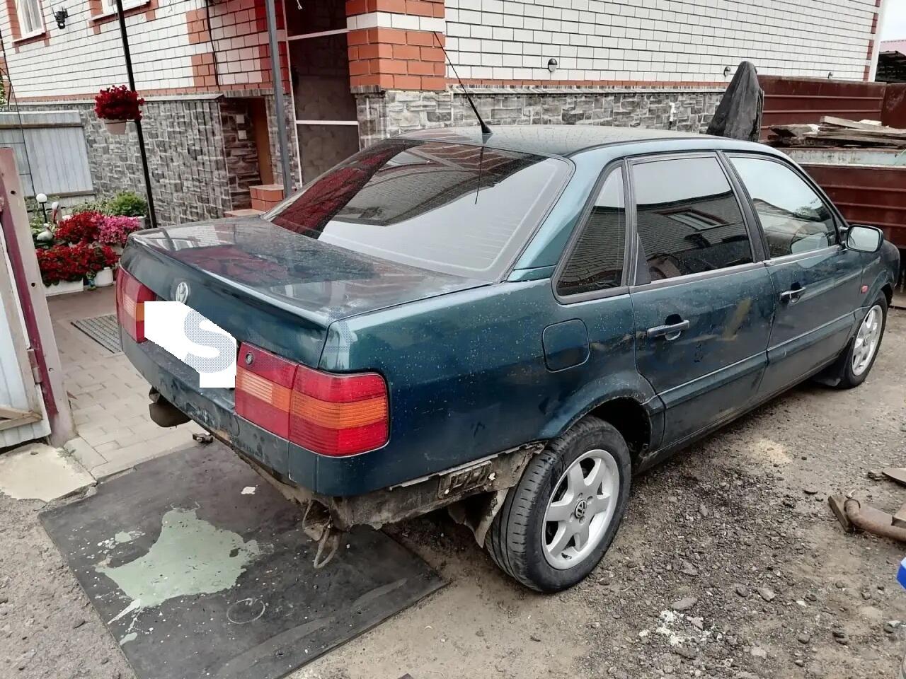 Volkswagen Passat 1994 г