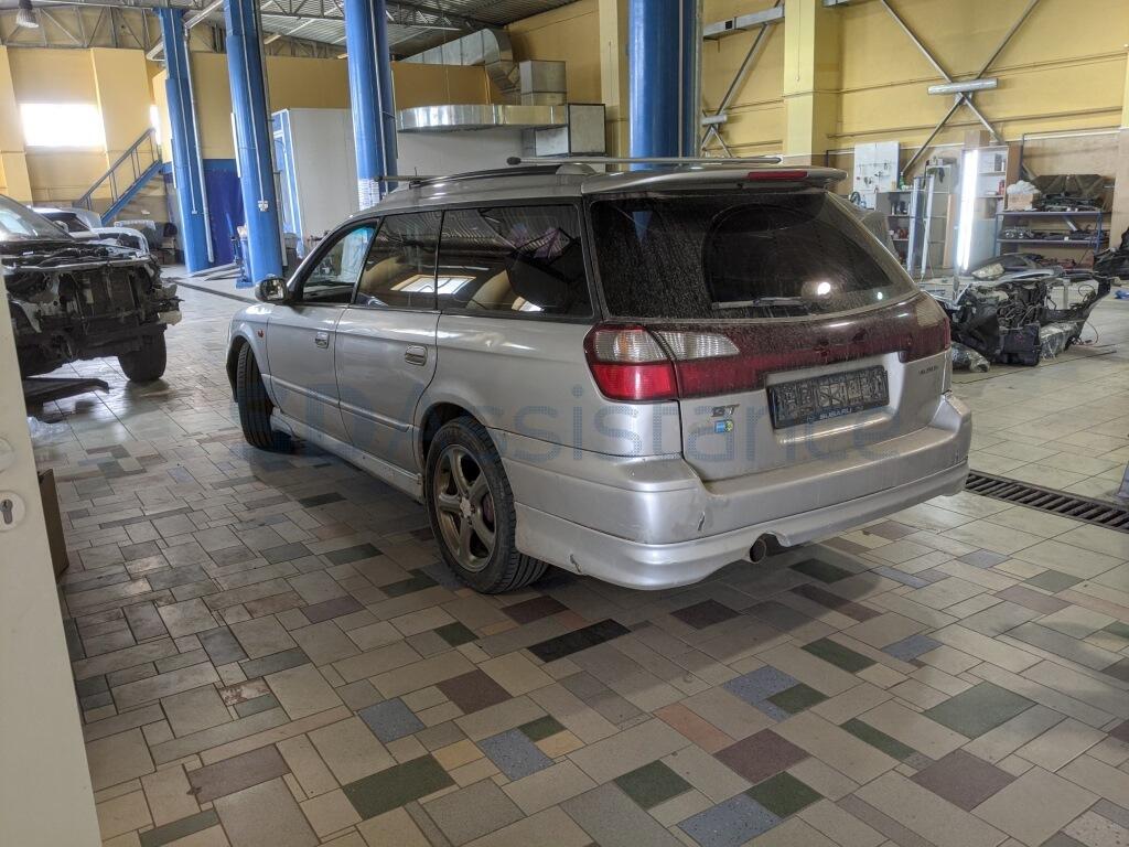 Subaru Legacy 2000 г