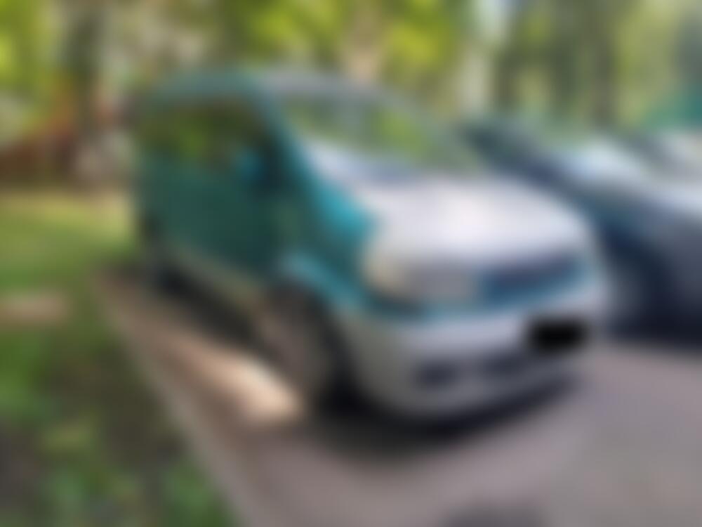 Nissan Serena 2001 г