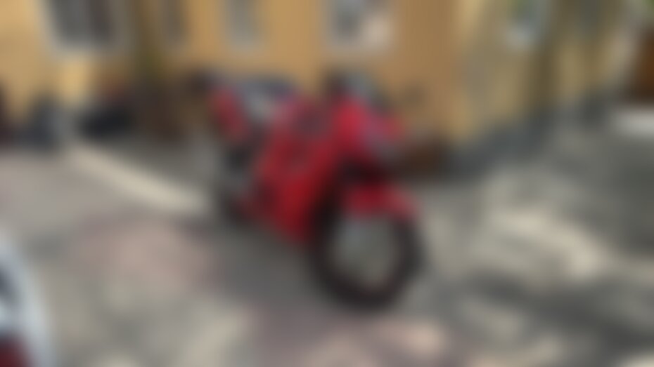 Honda CBR 600 F 1999 г