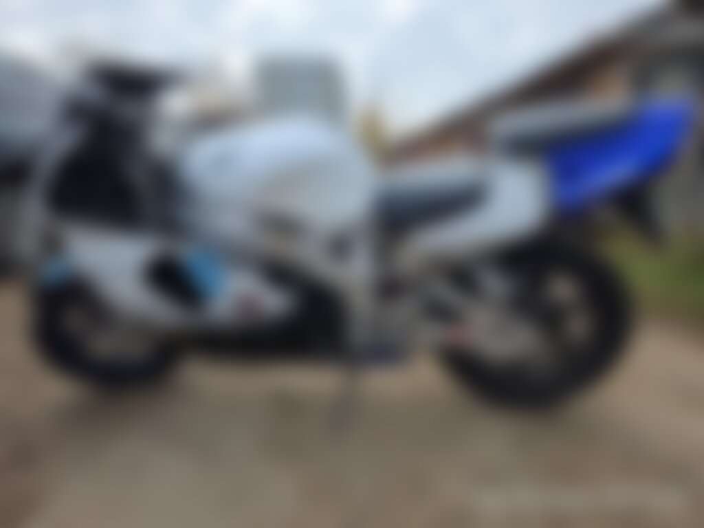 Honda CBR 900 1999 г
